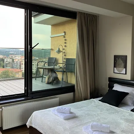 Tarnovo Center Weliko Tarnowo