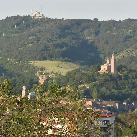Tarnovo Center * Weliko Tarnowo