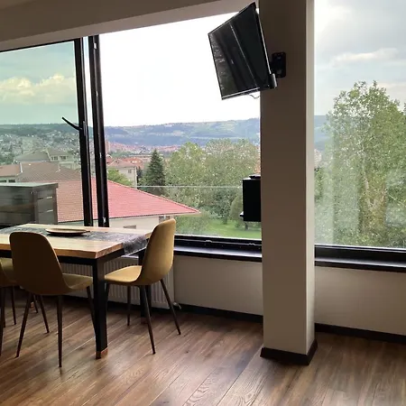 Tarnovo Center