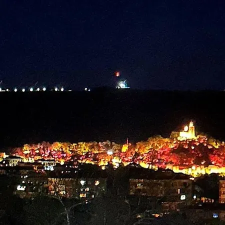 Tarnovo Center *