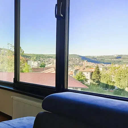 Tarnovo Center * Weliko Tarnowo
