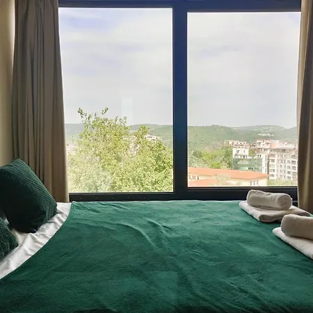 Tarnovo Center Weliko Tarnowo